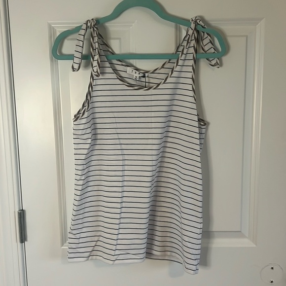 THML Tops - NWT THML Size XS Black & White Striped with Beige around the seams